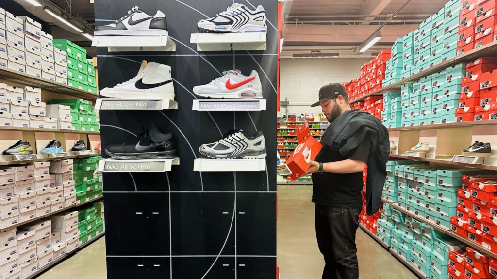 Consumer sentiment tumbles in April as inflation fears spike, University of Michigan survey shows