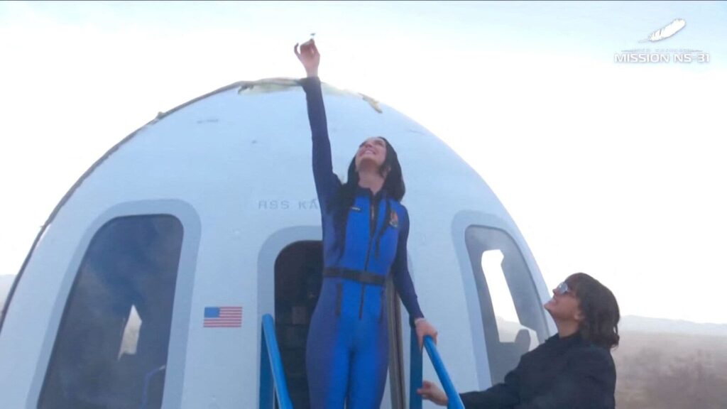 Mint Quick Edit | Space tourism: Can Isro beat Blue Origin?
