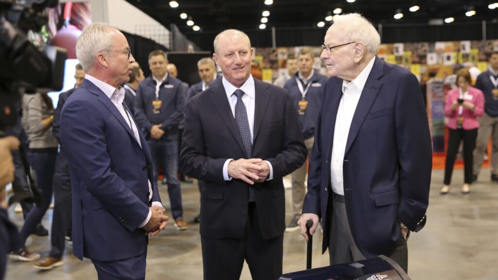 Warren Buffett at the Berkshire Hathaway annual meeting 2025: Live updates