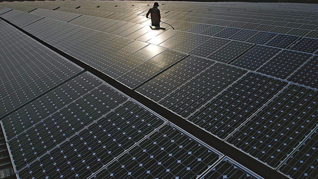 ReNew’s profit surges fivefold to ₹313.7 crore in Q4